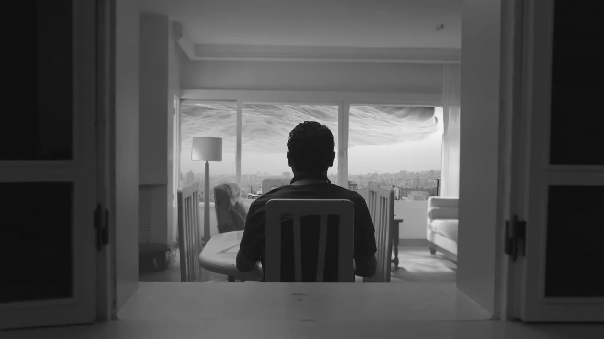 Asit Bulutlarının Üzerinde görsel 1