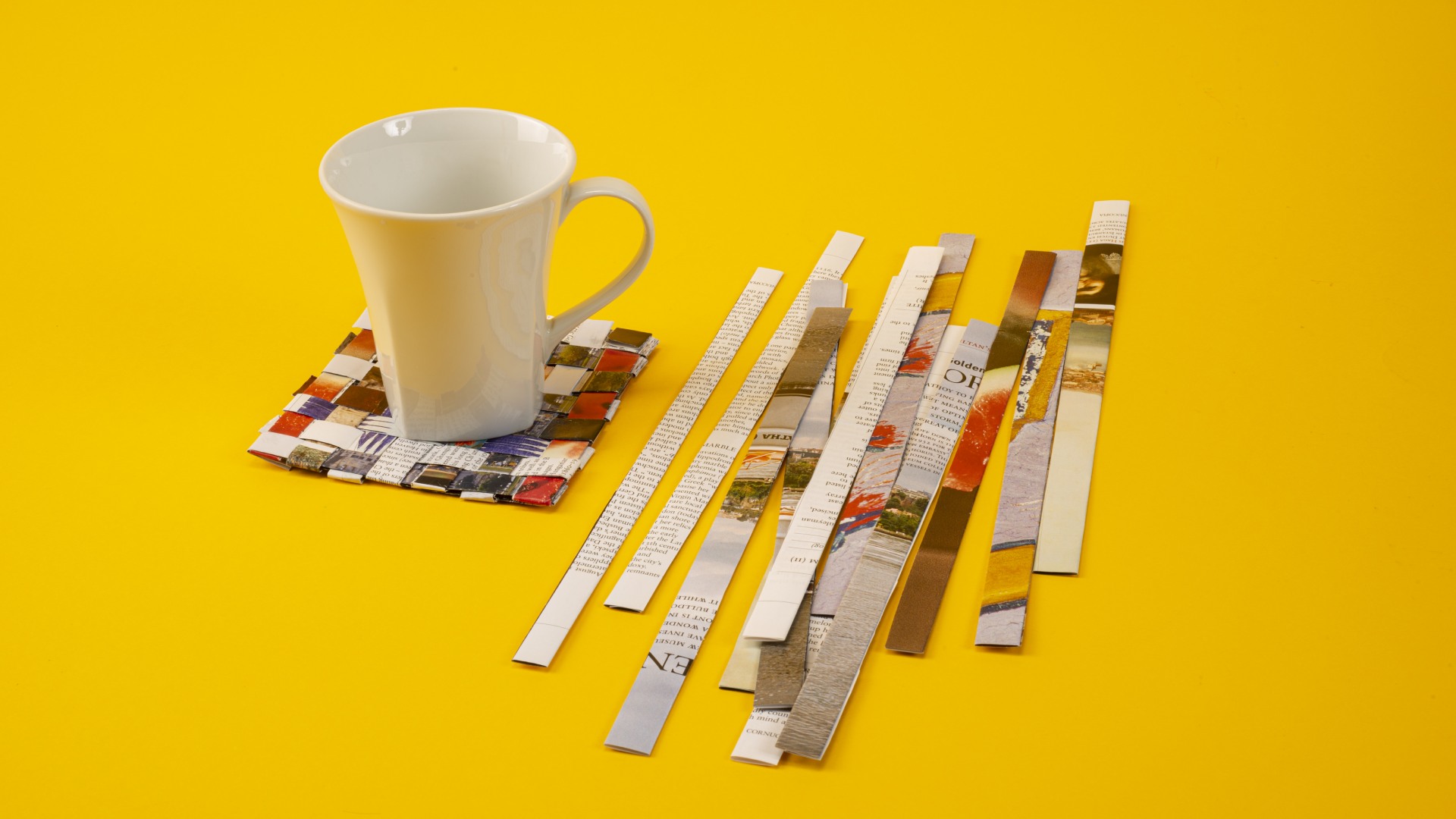 Anneler Günü’ne Özel Çevrimiçi Sergi Turu ve Atölye  <br> Dergi Sayfalarıyla Dokuma görsel 0