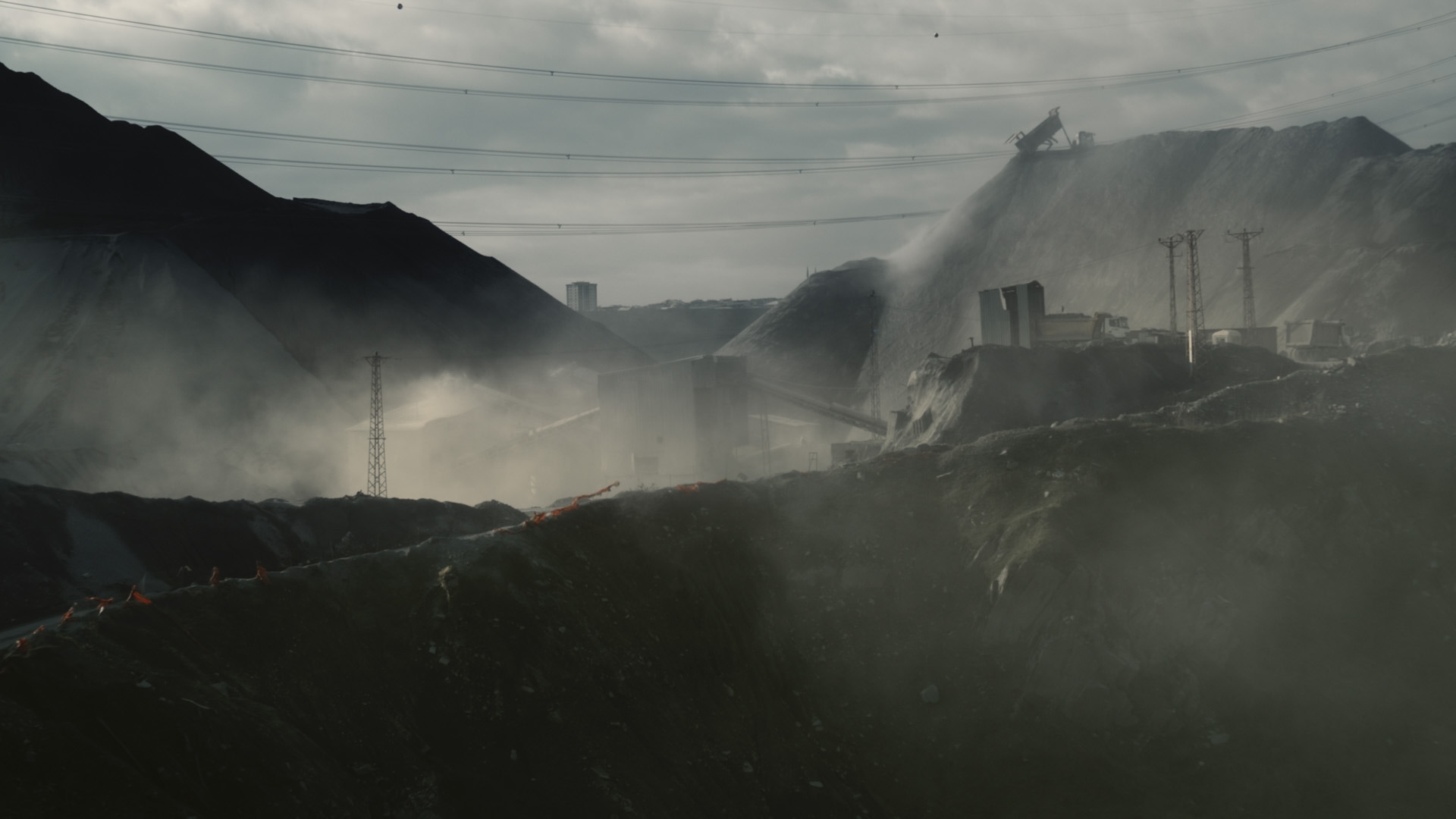 Bir Garip Rüya Rengi görsel 2