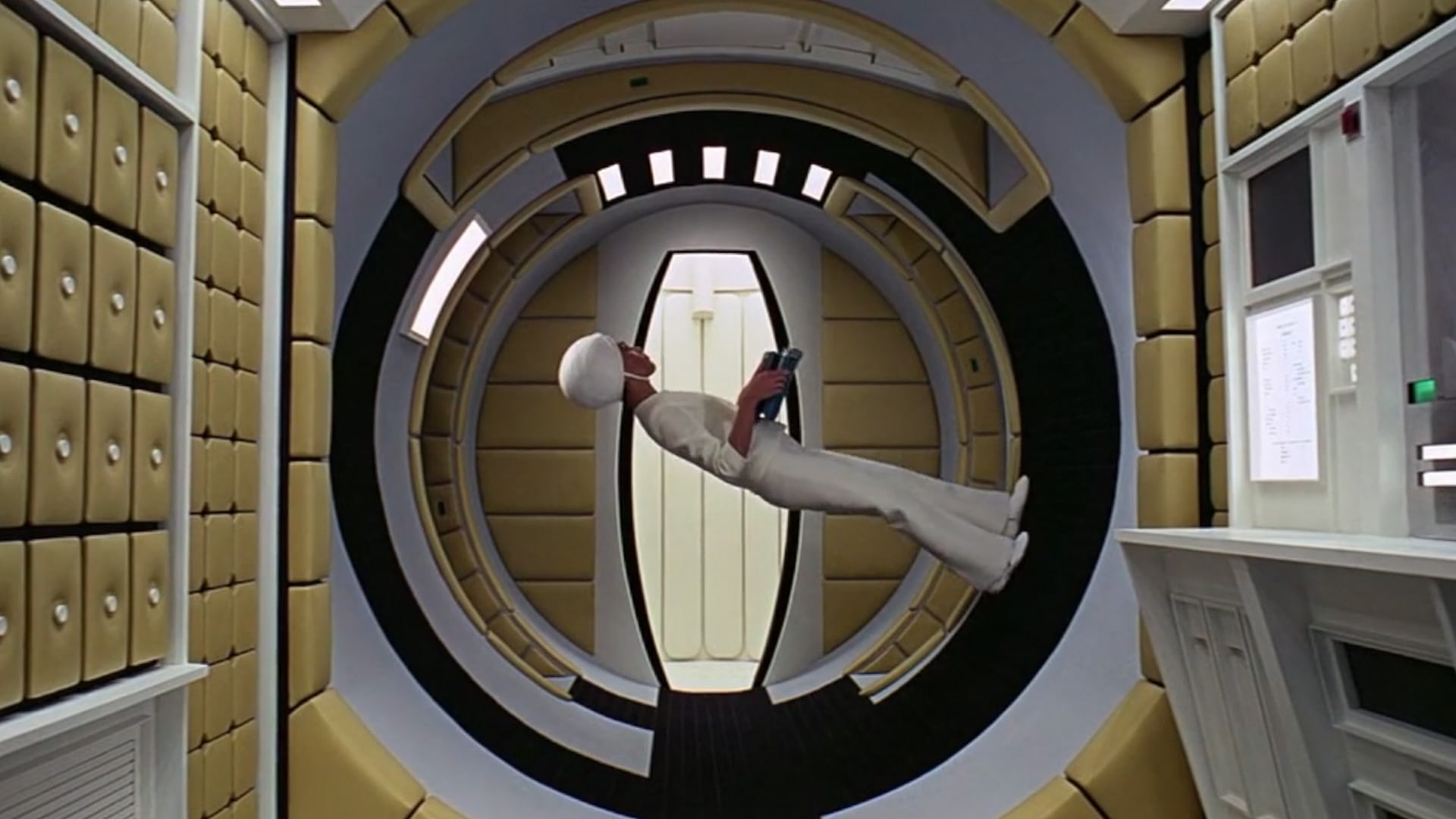 Kogonada: Video Denemeleri19