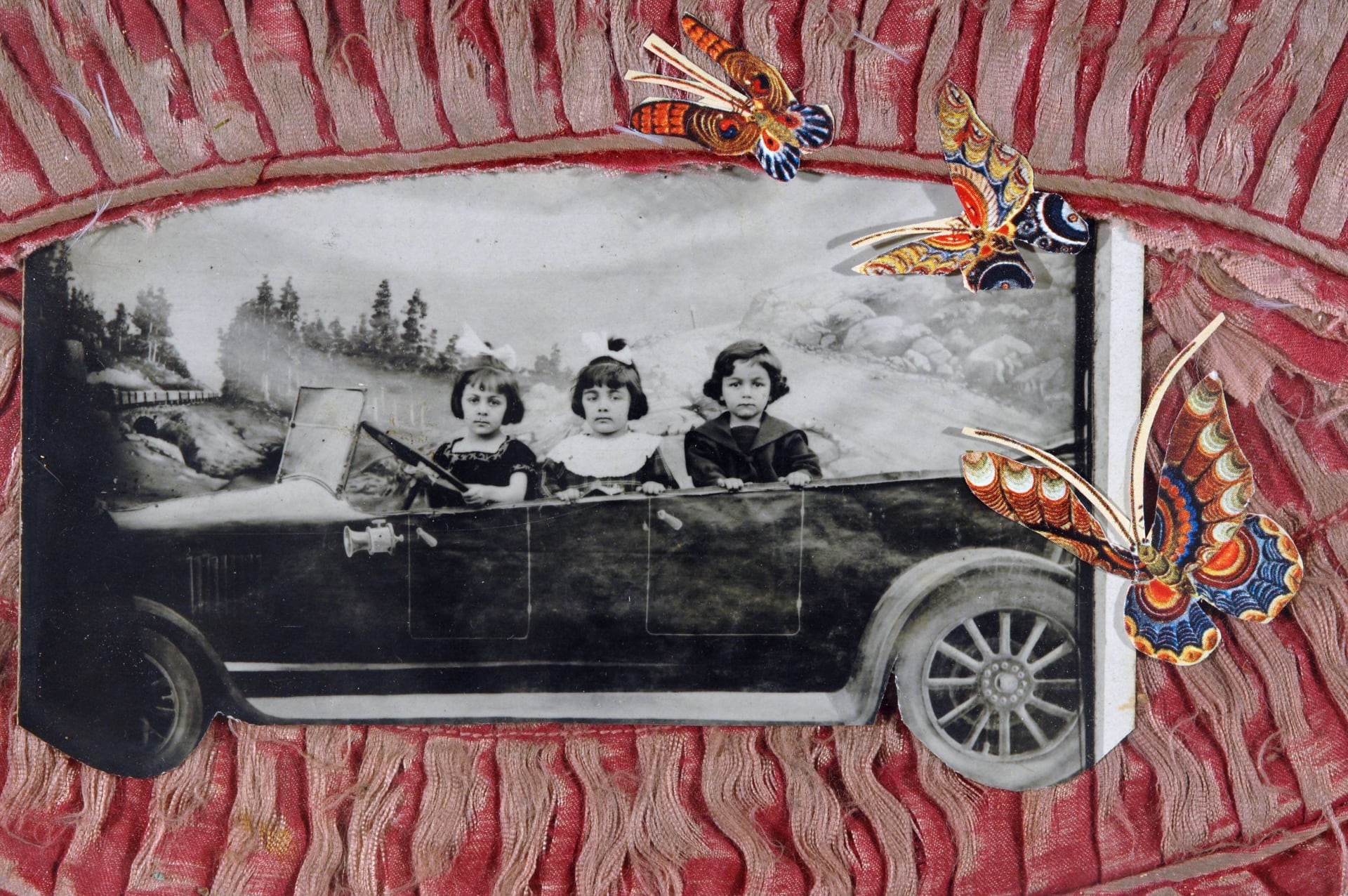 Benim İlk Arabam, 1980&amp;amp;amp;amp;amp;amp;amp;amp;amp;rsquo;ler, 1927 senesinden bir fotoğraf ile kolaj 19 x 28,5 cm.