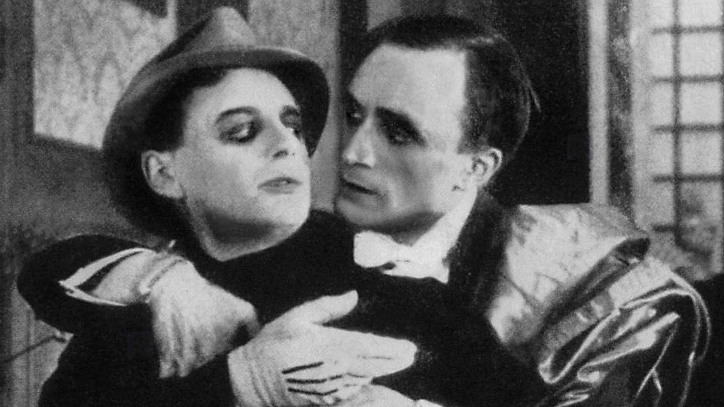 Diğerlerinden Farklı