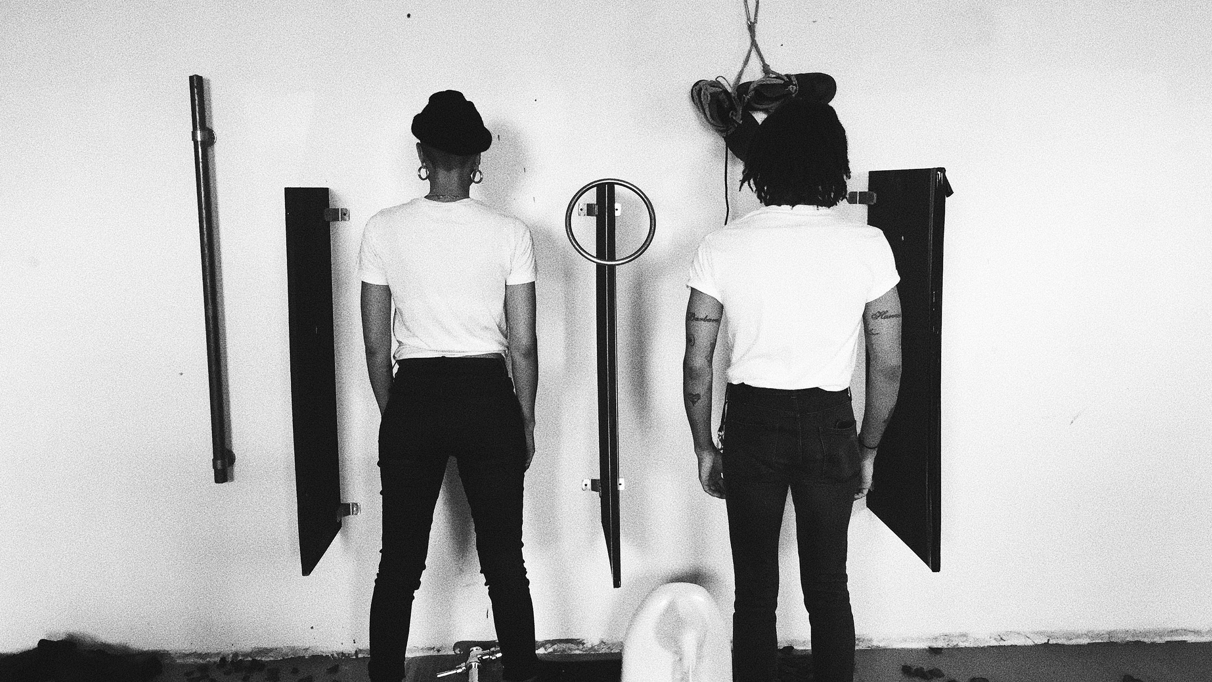 Alternatif Sonlar, Radikal Başlangıçlar