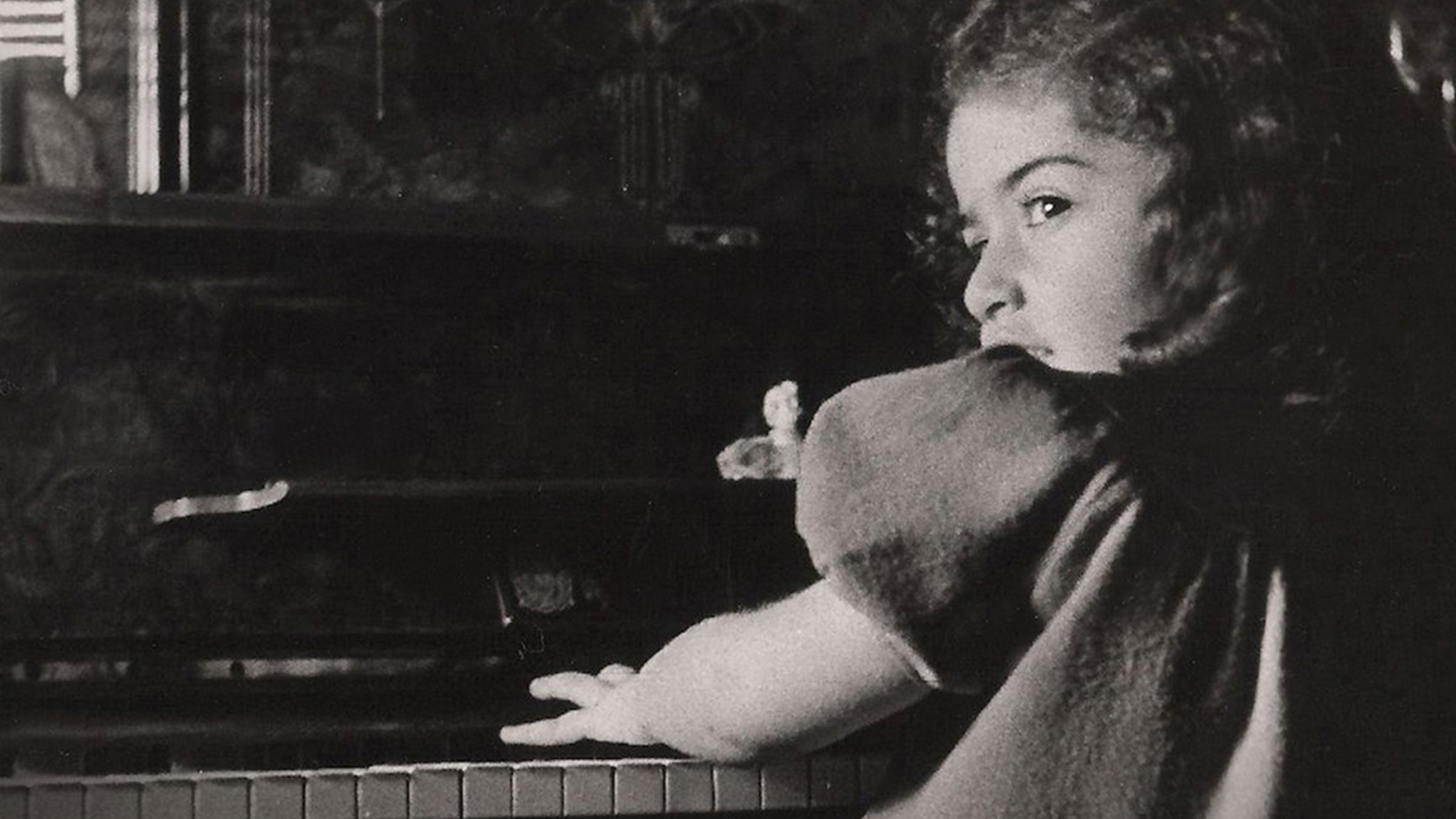 İdil Biret: Bir Harika Çocuğun Portresi 