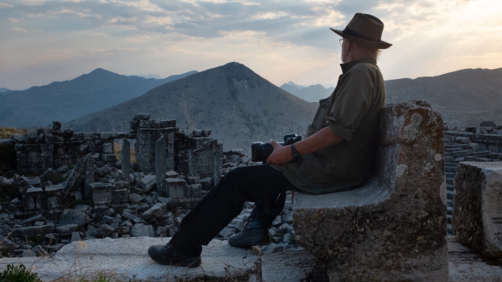 Koudelka Aynı Nehirden Geçmek