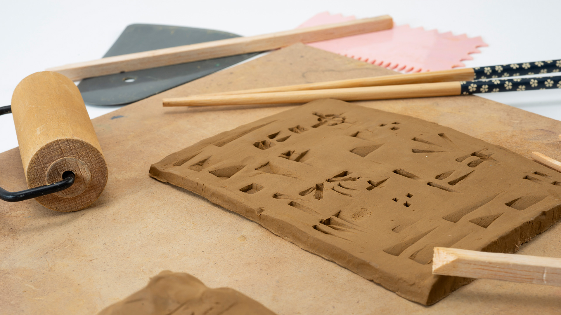 Çivi Yazısıyla Kil Tablet