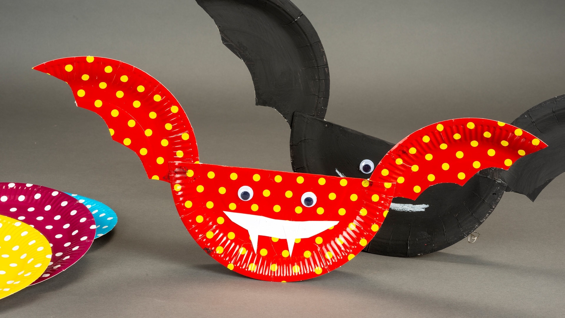 Sallanan Sevimli Yarasalar